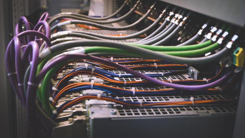 C&acirc;blage r&eacute;seau et t&eacute;l&eacute;phonique, un chantier &eacute;lectrique cl&eacute; &agrave; Lyon 6e